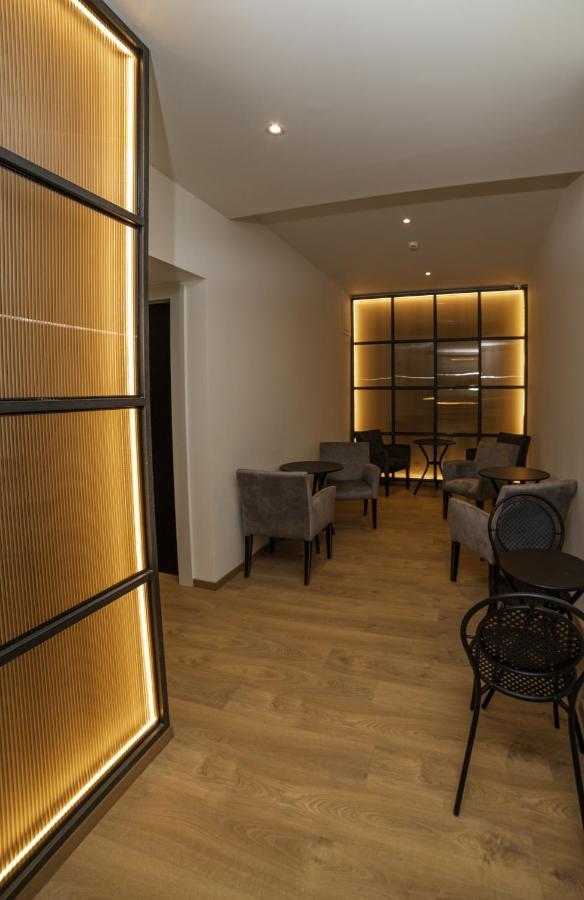 Brettania Hotel 约阿尼纳 外观 照片